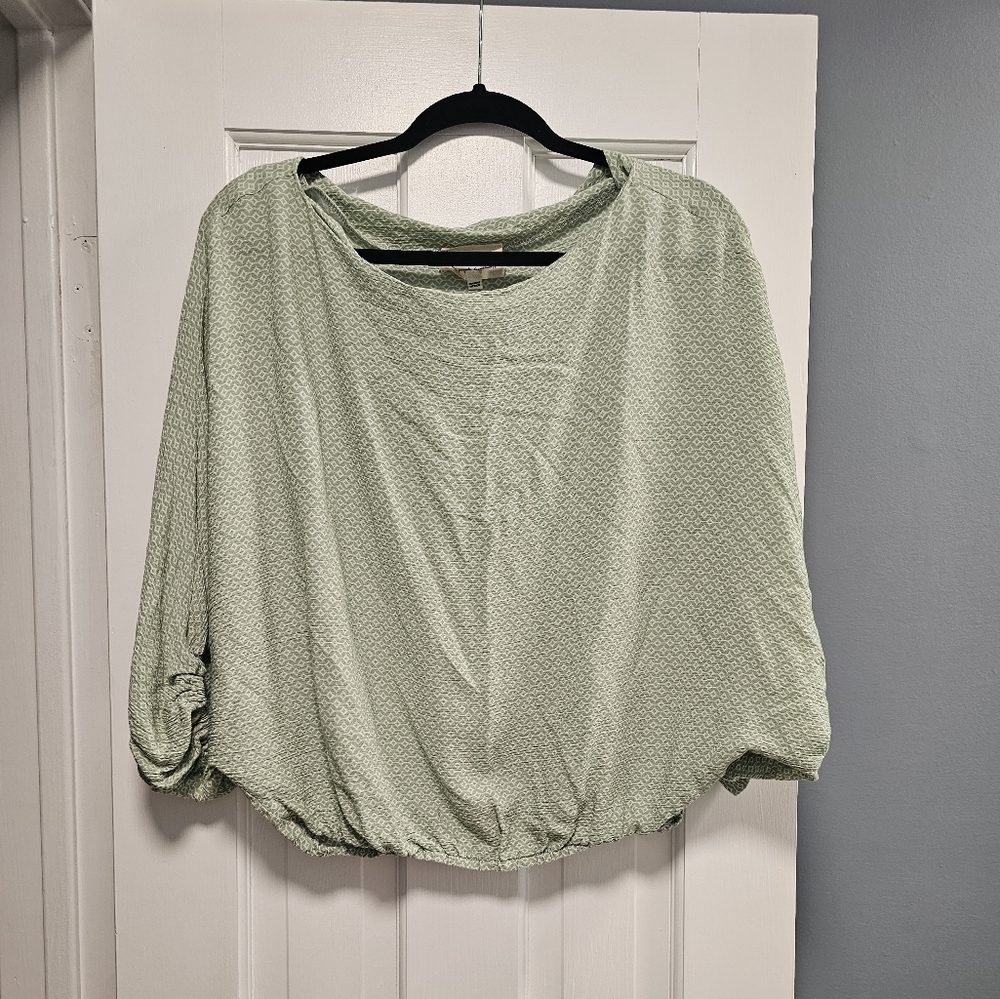 Dress up top